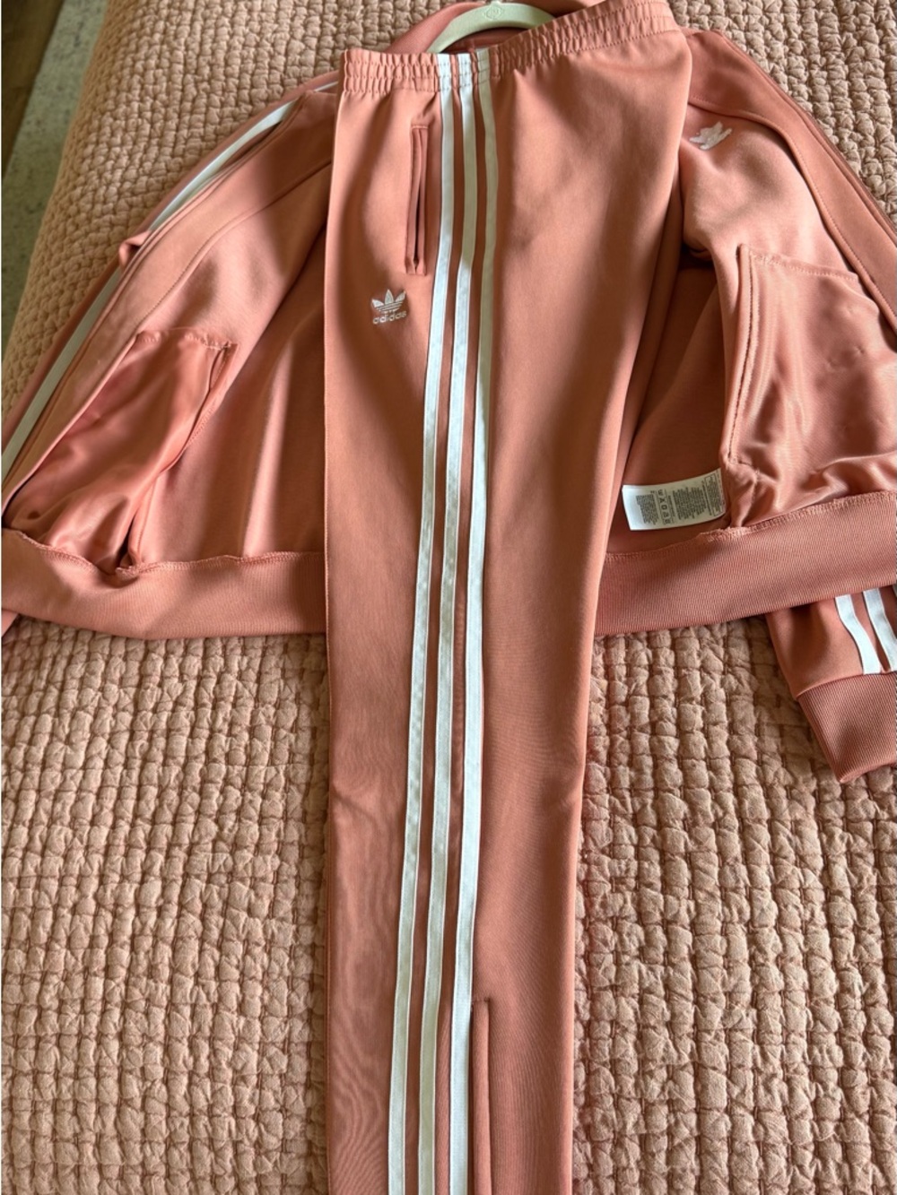 NEW Adidas Originals Slim-Fit SST Track Suit Set - Size Small - Picture 3 of 7